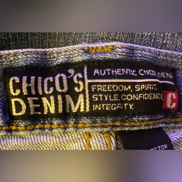 CHICO’S DENIM size 1.5 in Chico’s size= M/10 - Picture 4 of 17